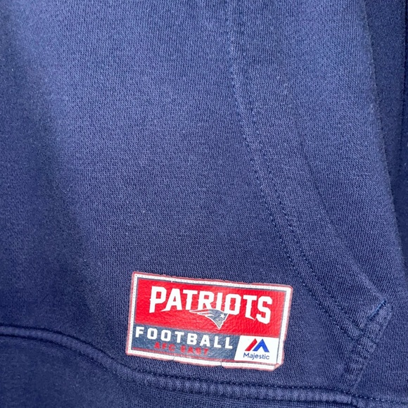 Majestic Men’s Medium New England Patriots Football Navy Blue Hoodie - Picture 4 of 5